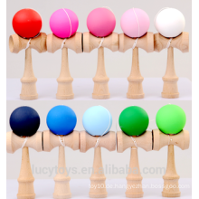 Großhandel Gummi Farbe Kendama Spielzeug